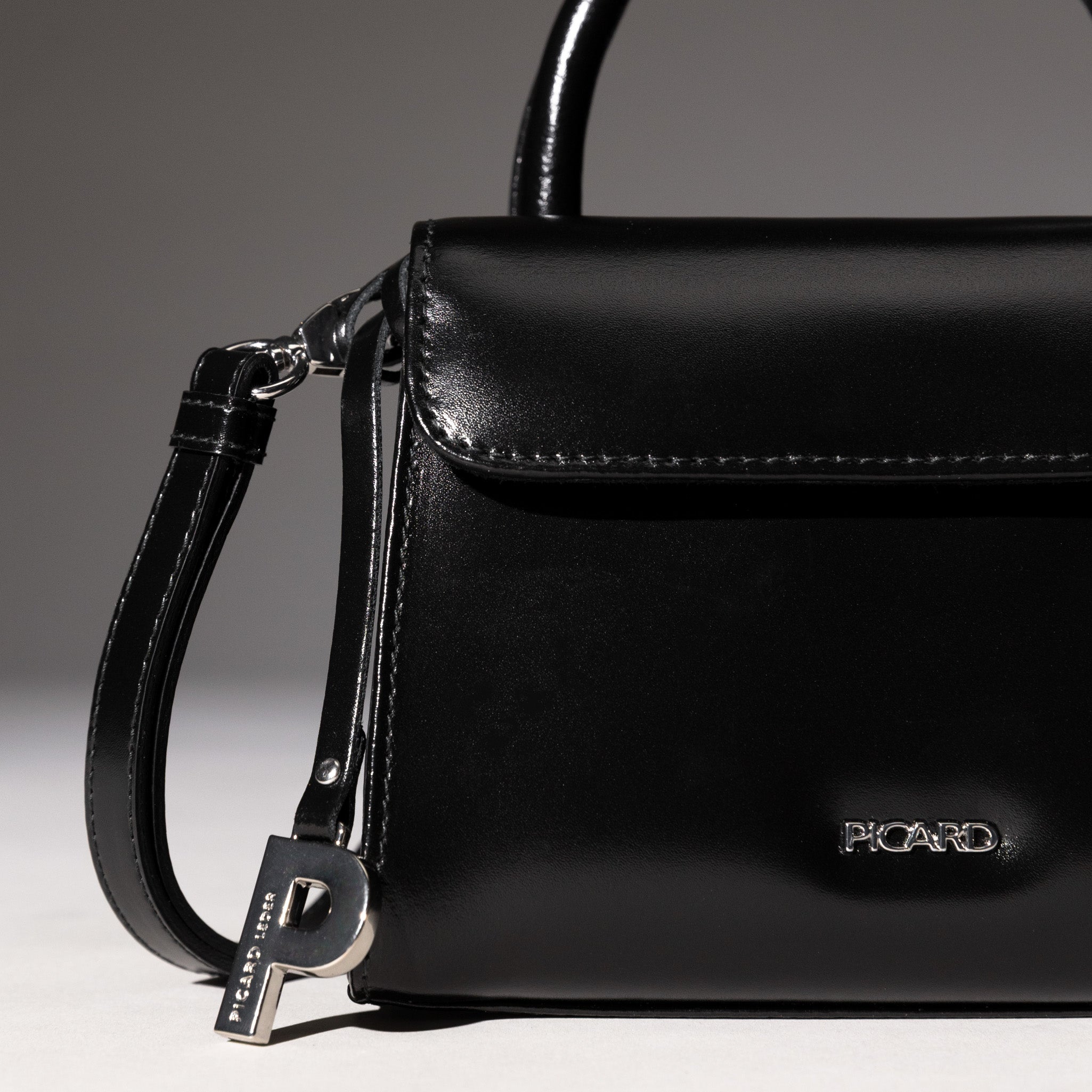 Shoulder bag Mini R147
