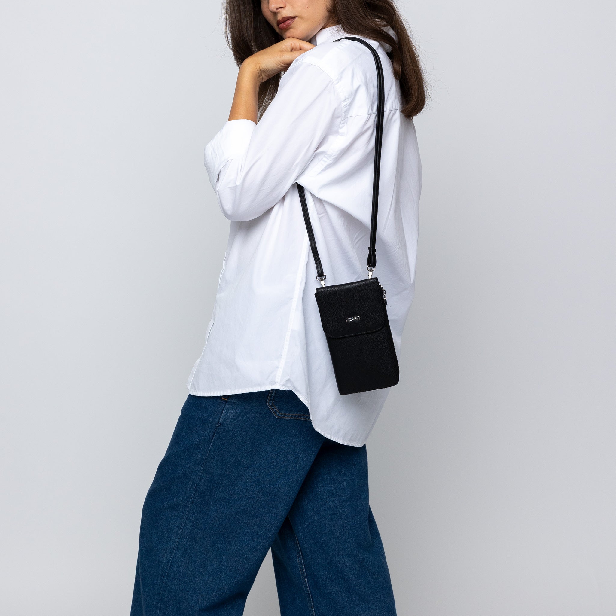 Mobile Phone Case Anne R218