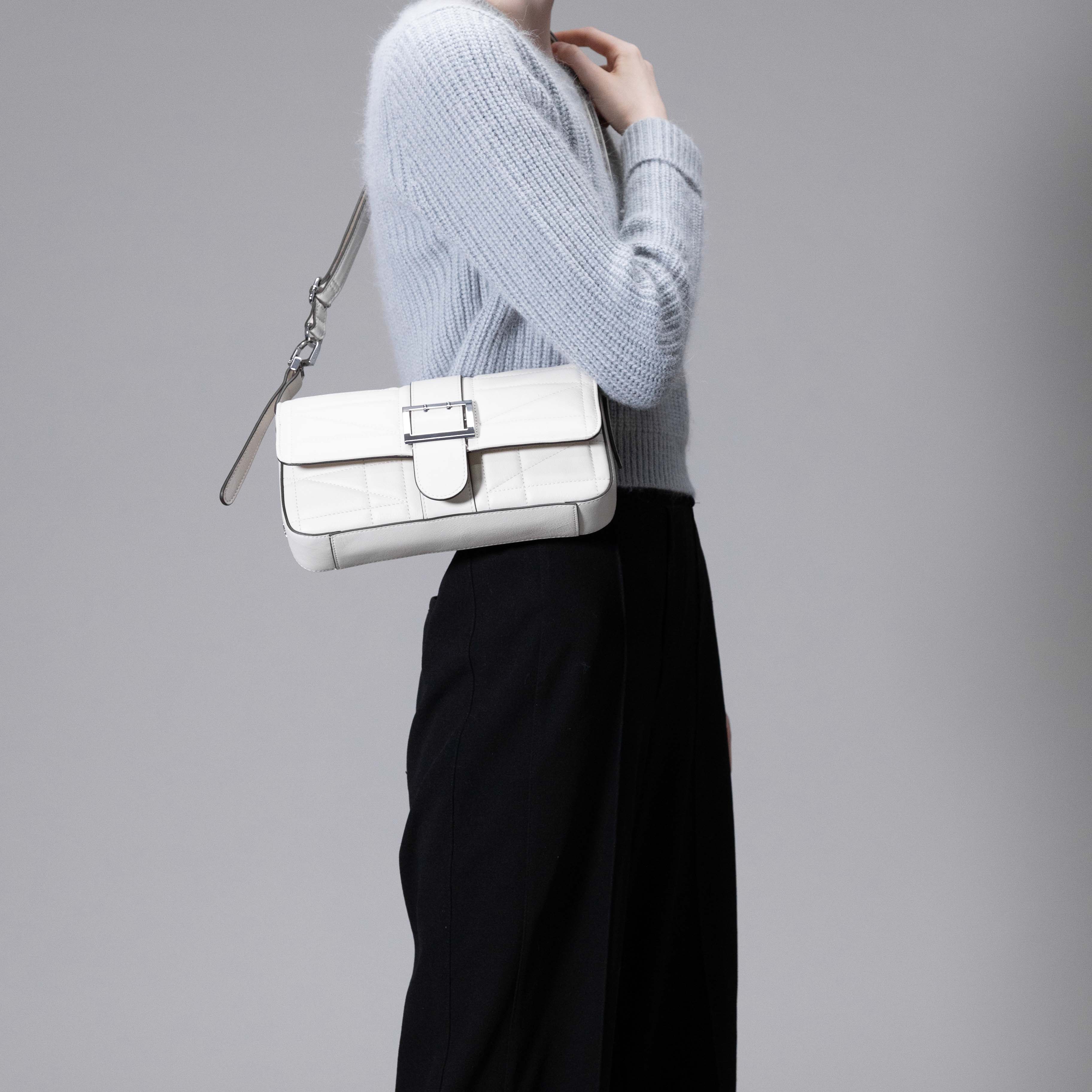 Henkeltasche Violaine R231